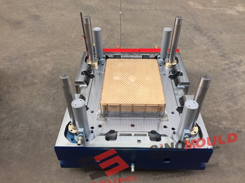 China plastic crate mould